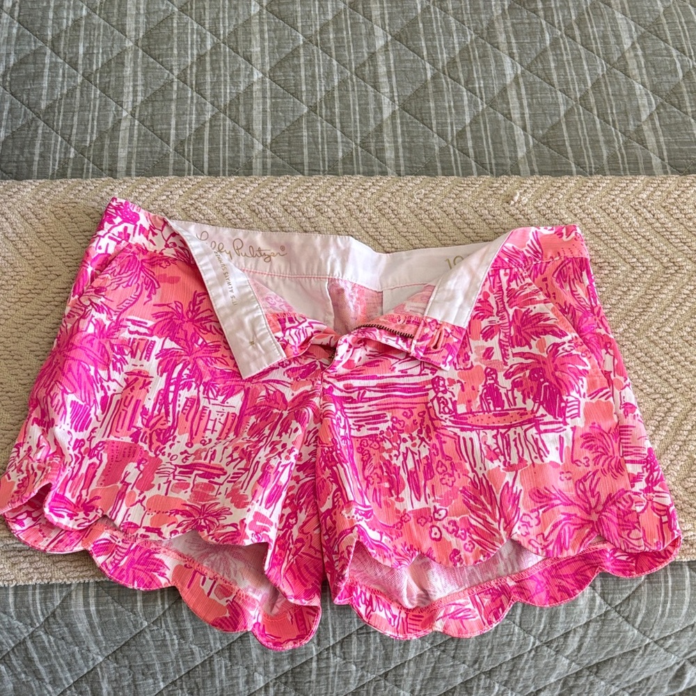 Lilly Pulitzer Vibrant Pink shorts